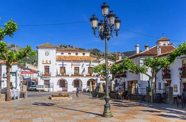 Apartamento Rural In&Ma-La Vida Es Hoy Grazalema Kültér fotó