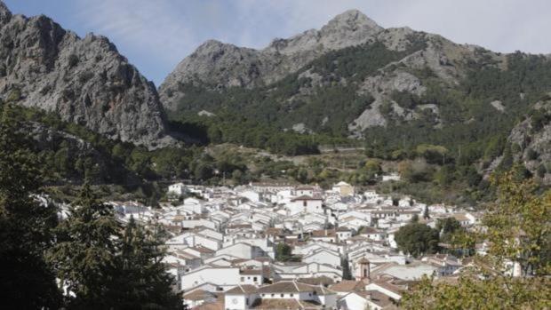 Apartamento Rural In&Ma-La Vida Es Hoy Grazalema Kültér fotó